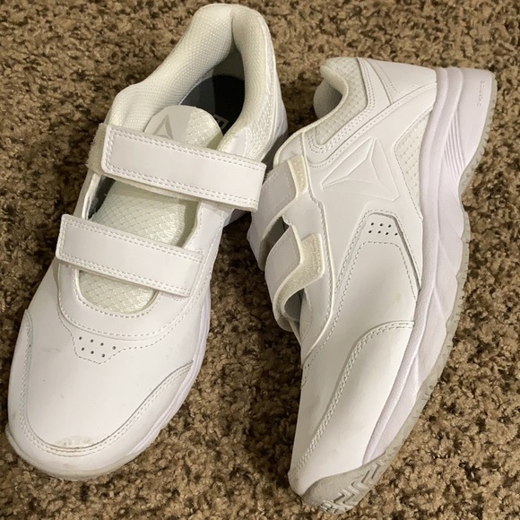 Reebok white shoes - Picture 3 of 4